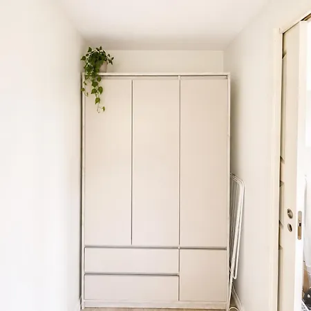 Bright And Modern Close To The Center! 2 Bedroom Apartmán *